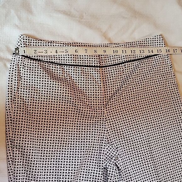 Talbots Black and White Stretch Crop Pants Size 6 Mint Condition - Picture 7 of 11